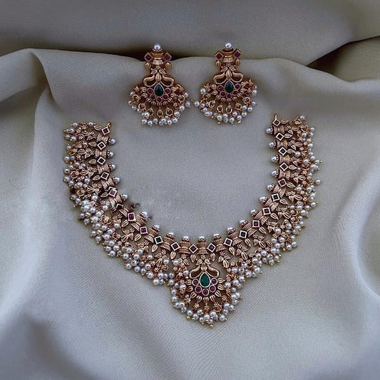Pearl Drop Moti Choker Set